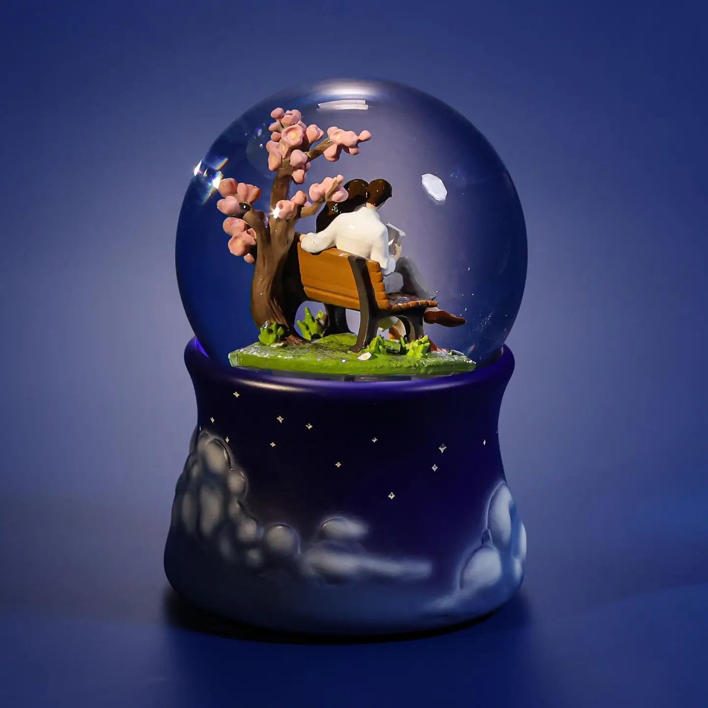 Snow Globe Love Story, Music Box, Water Globe