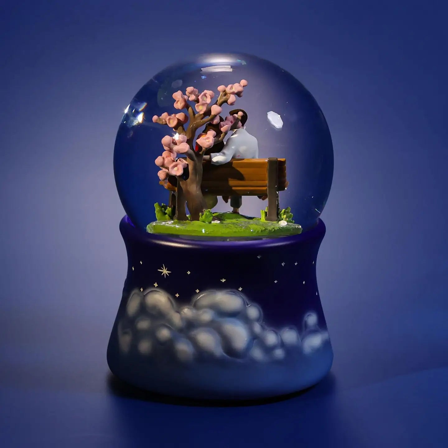 Snow Globe Love Story, Music Box, Water Globe