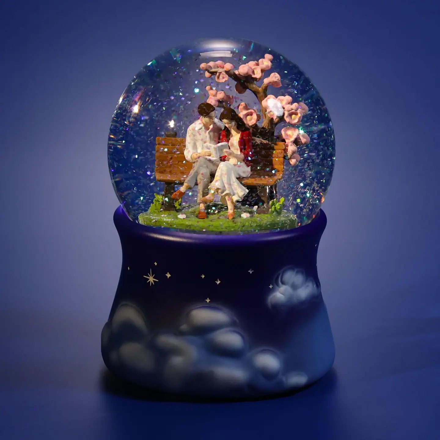 Snow Globe Love Story, Music Box, Water Globe